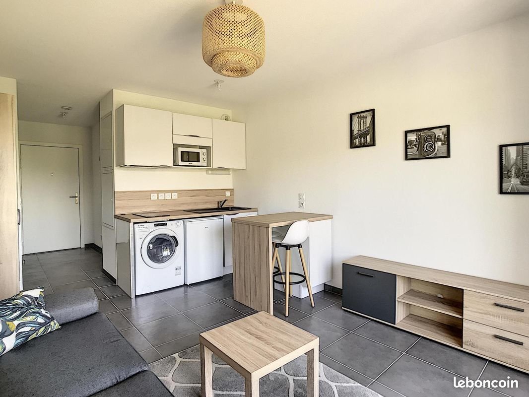 Appartement à louer, 24m², Lormont