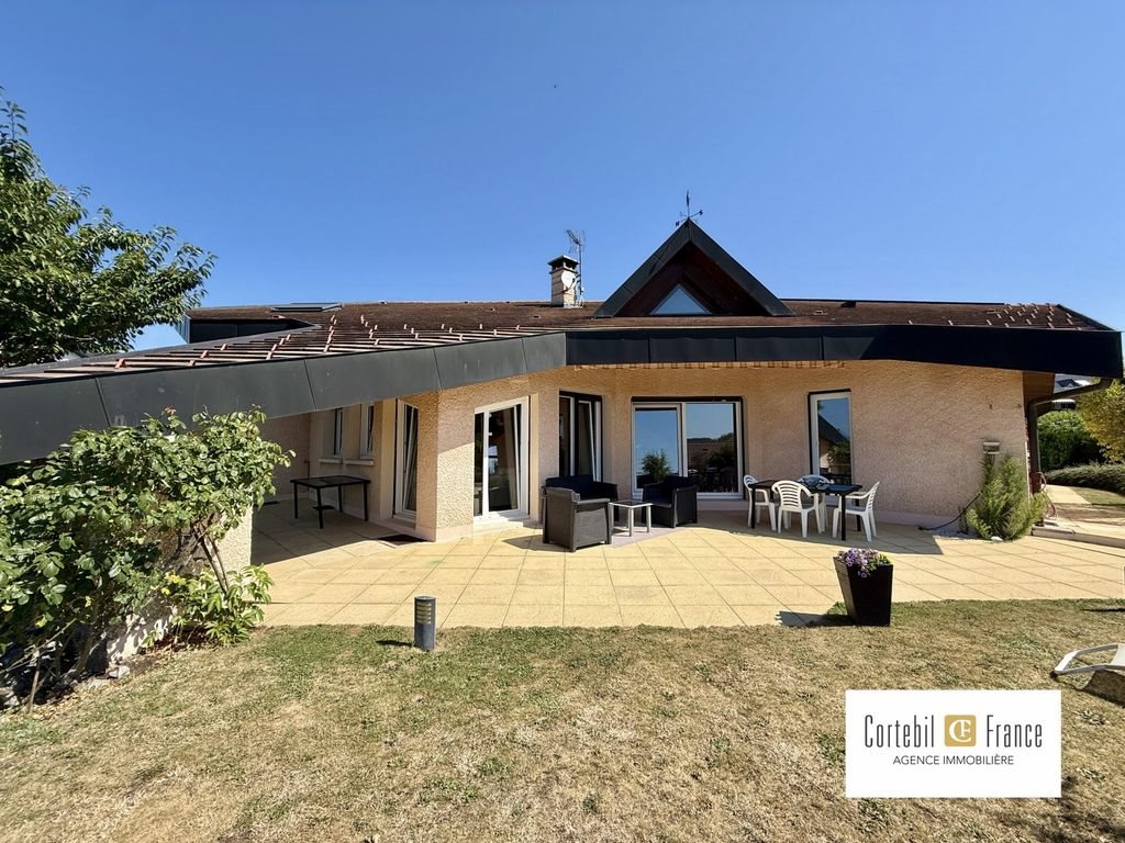 Maison à vendre, 216m², Cruseilles