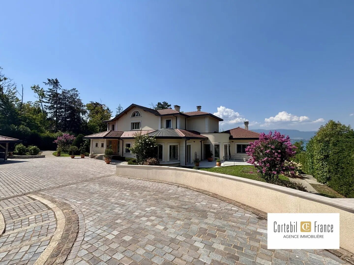Maison à vendre, 1129m², Chens-sur-Léman