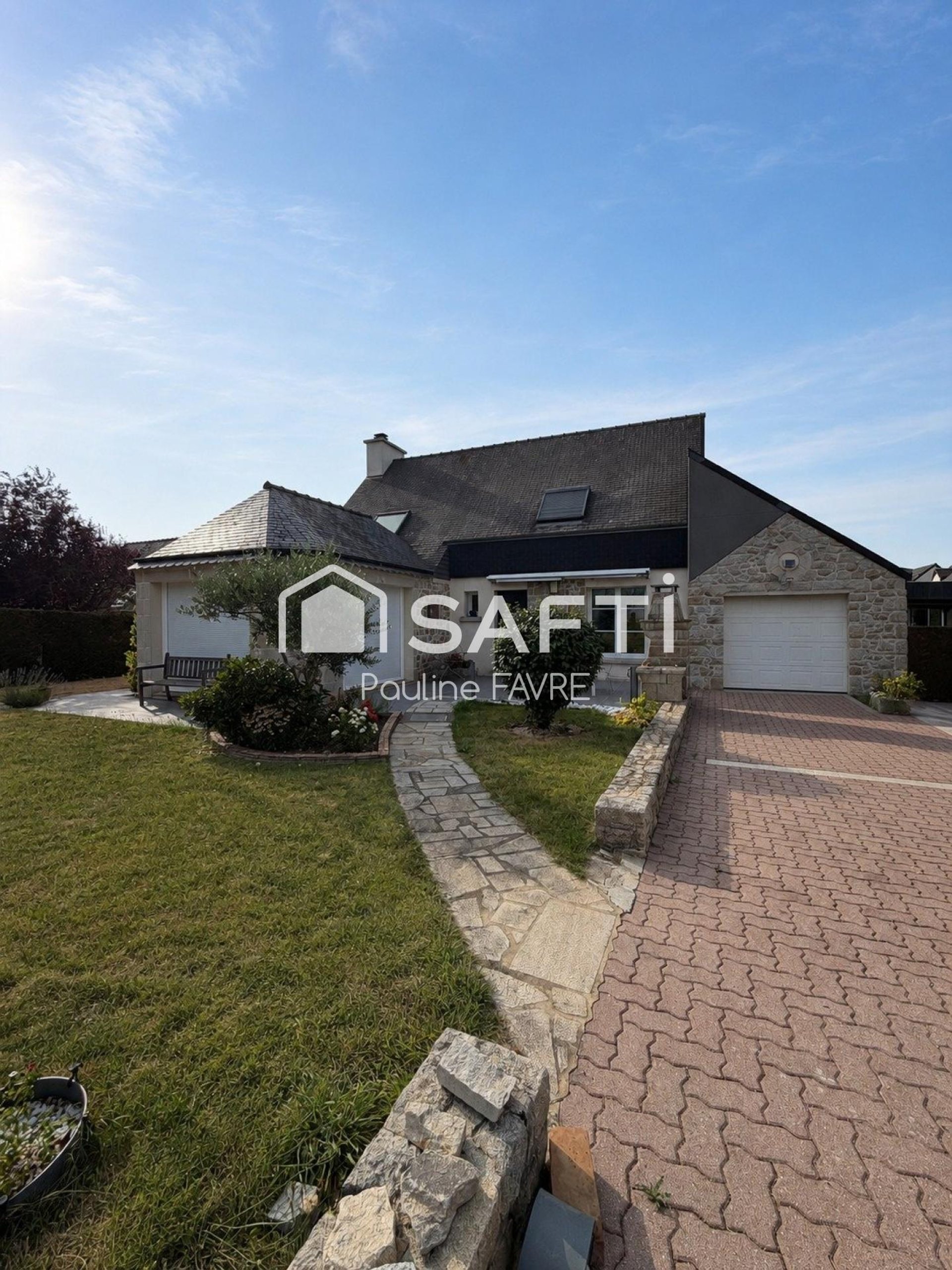 Maison à vendre, 134m², Trébédan