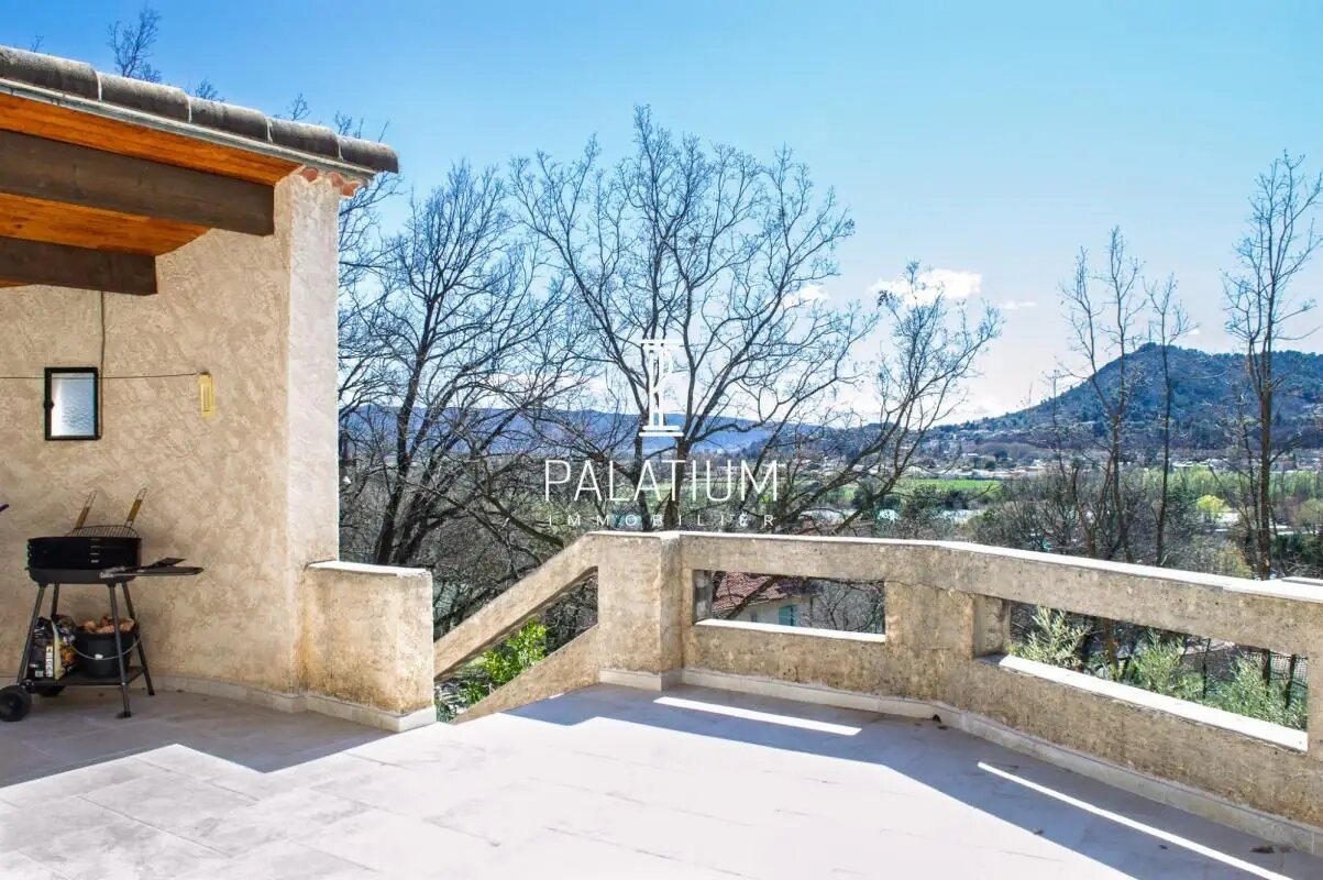 Maison à vendre, 166m², Volonne