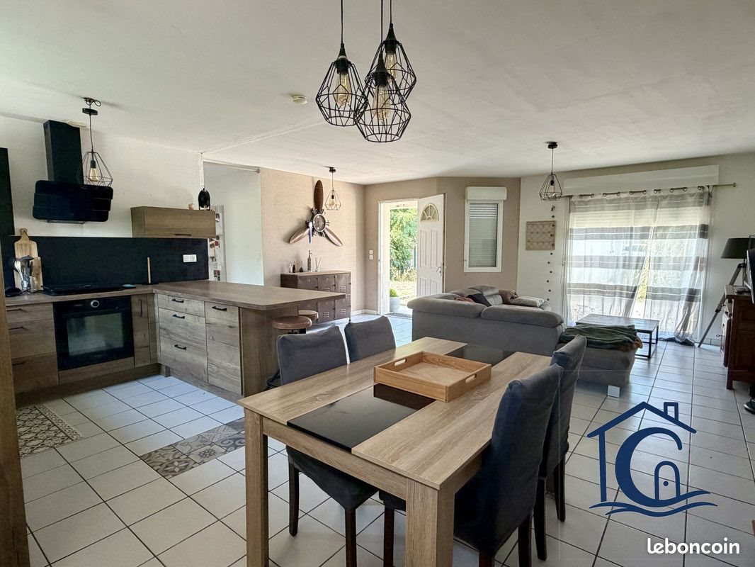 Maison à vendre, 96m², Etaules