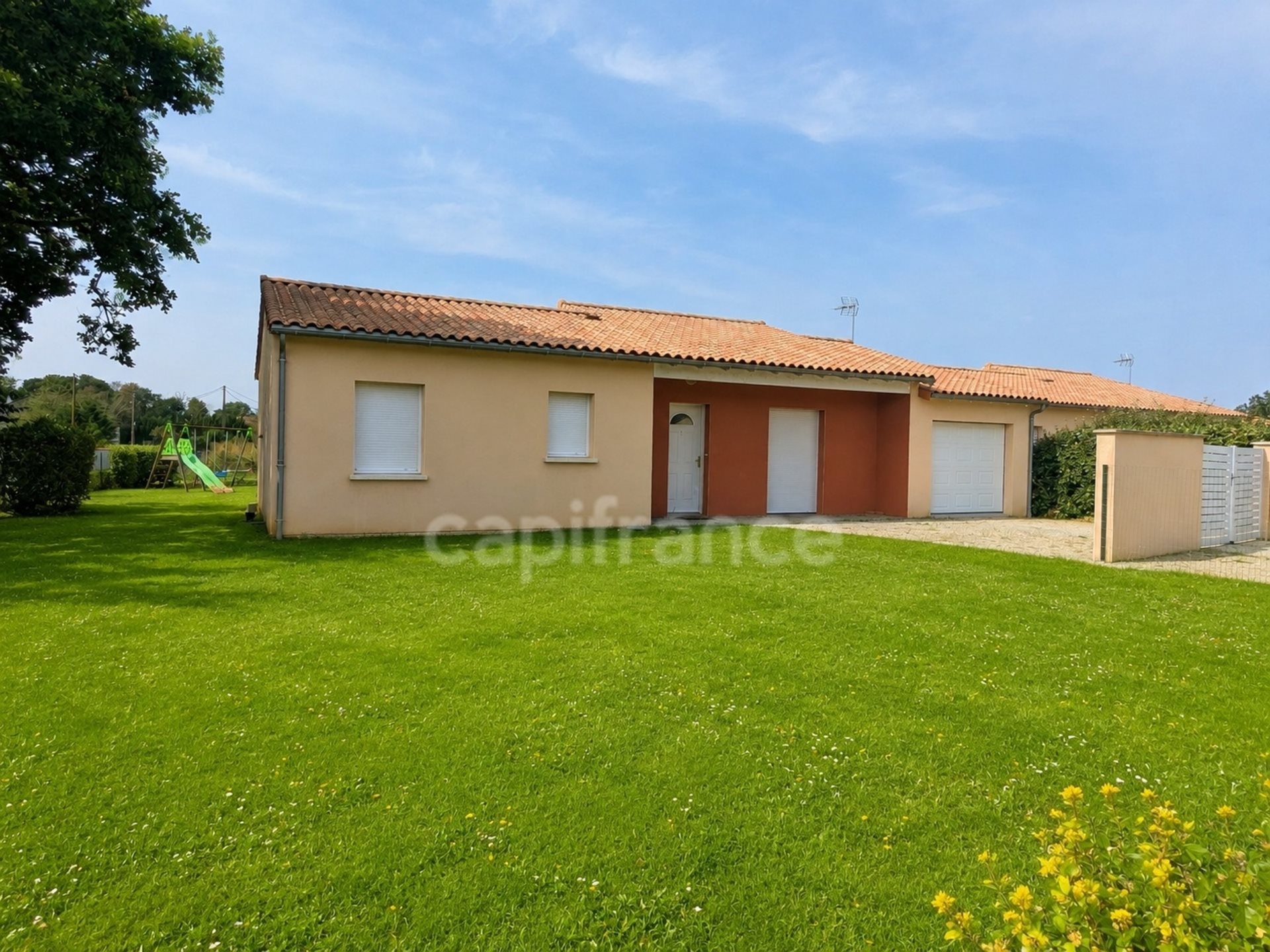 Maison à vendre, 101m², Fleuré