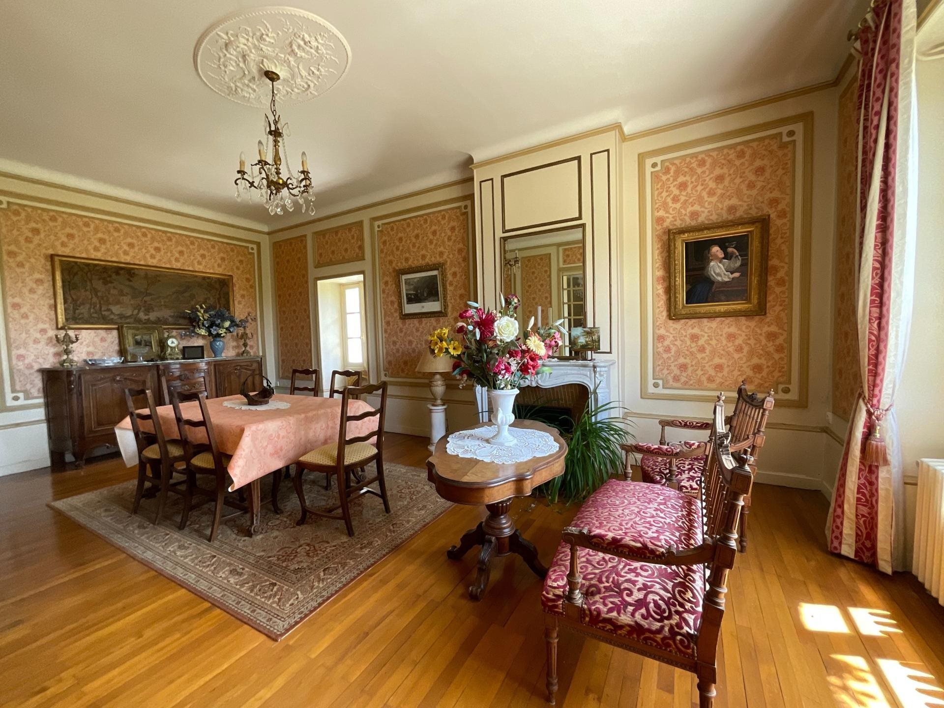 Maison à vendre, 270m², Monthou-sur-Cher