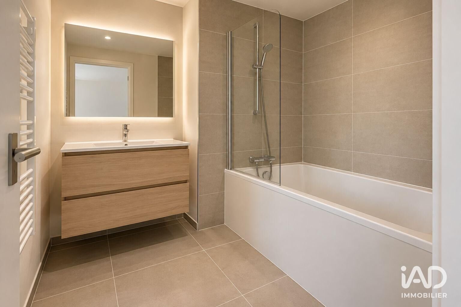 Appartement à vendre, 57m², Roissy-en-Brie