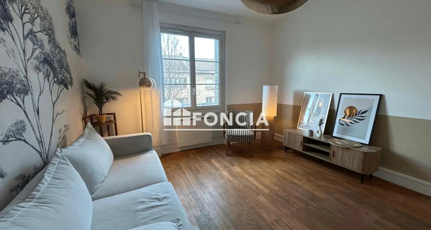 Appartement à louer, 48m², Givors