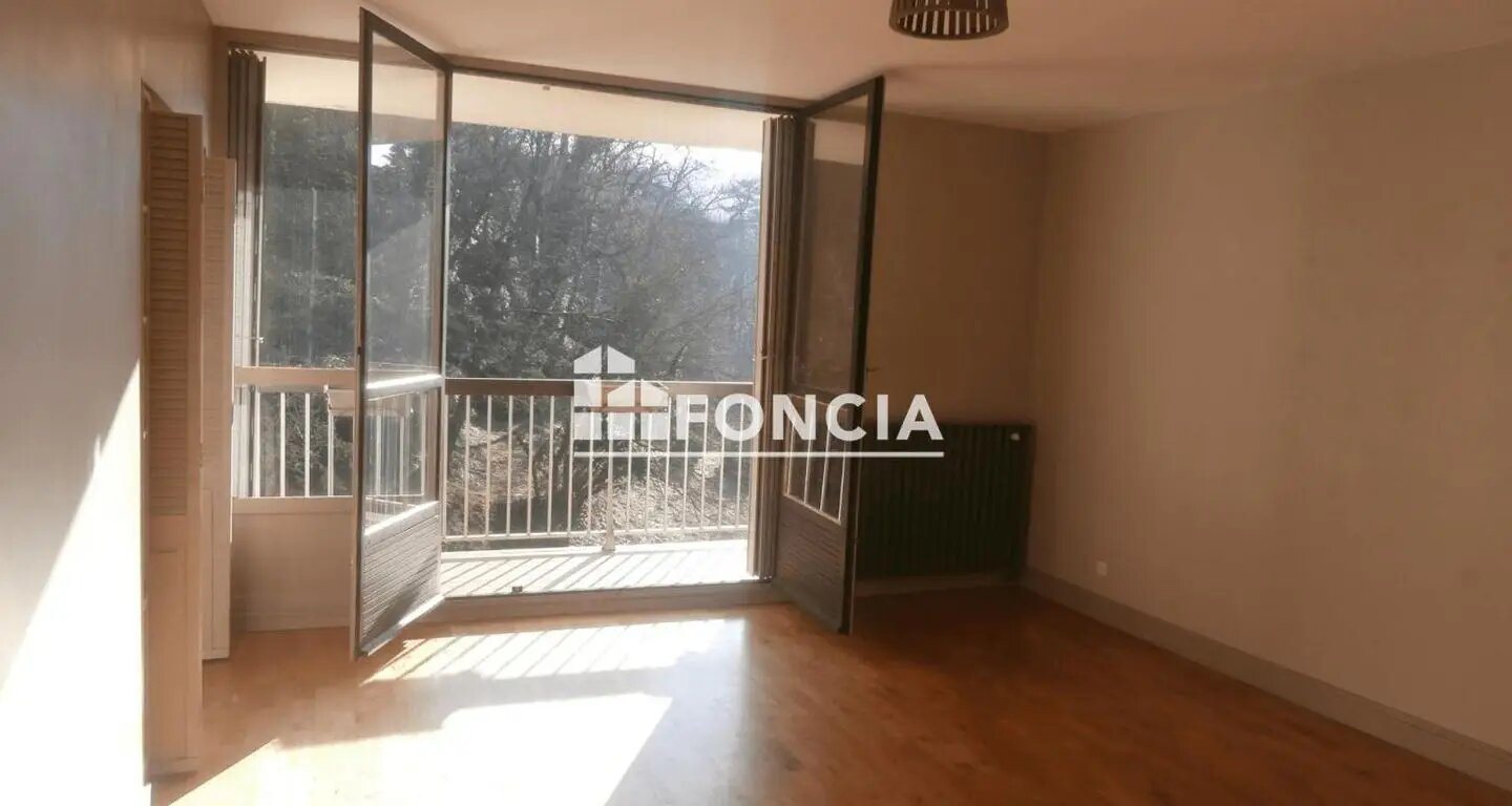 Appartement à louer, 82m², Vienne