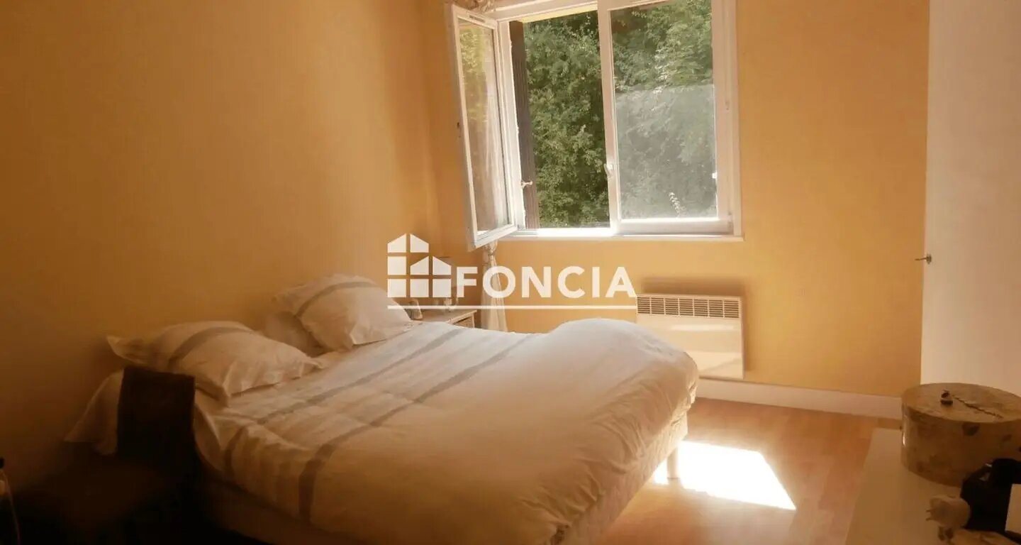 Appartement à louer, 57m², Saint-Clair-du-Rhône