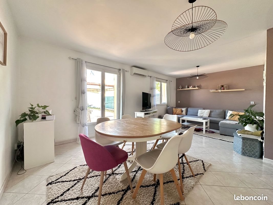 Maison à vendre, 93m², Corbeilles