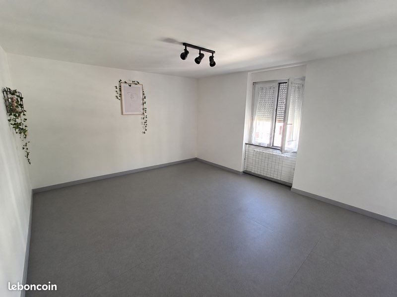 Appartement à louer, 38m², Neuville-de-Poitou