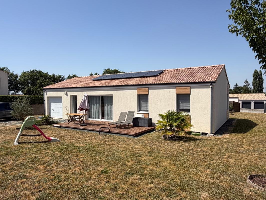 Maison à vendre, 99m², Château-Guibert