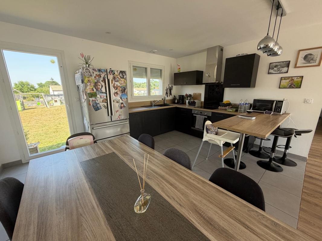 Maison à vendre, 99m², Château-Guibert