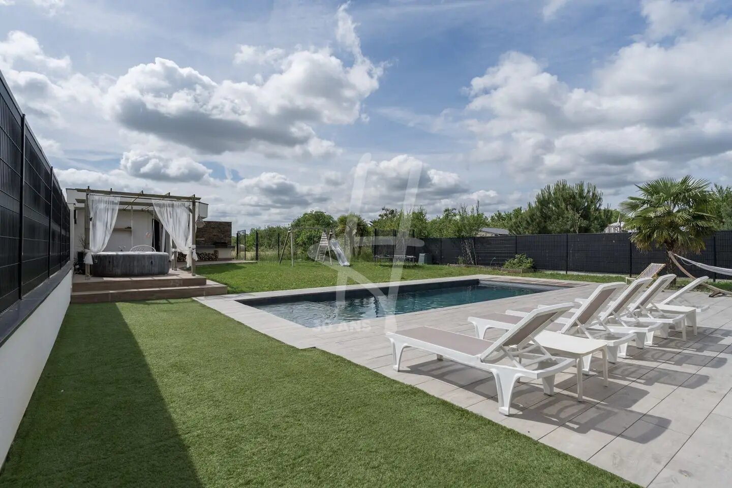 Maison à vendre, 286m², Chailly-lès-Ennery
