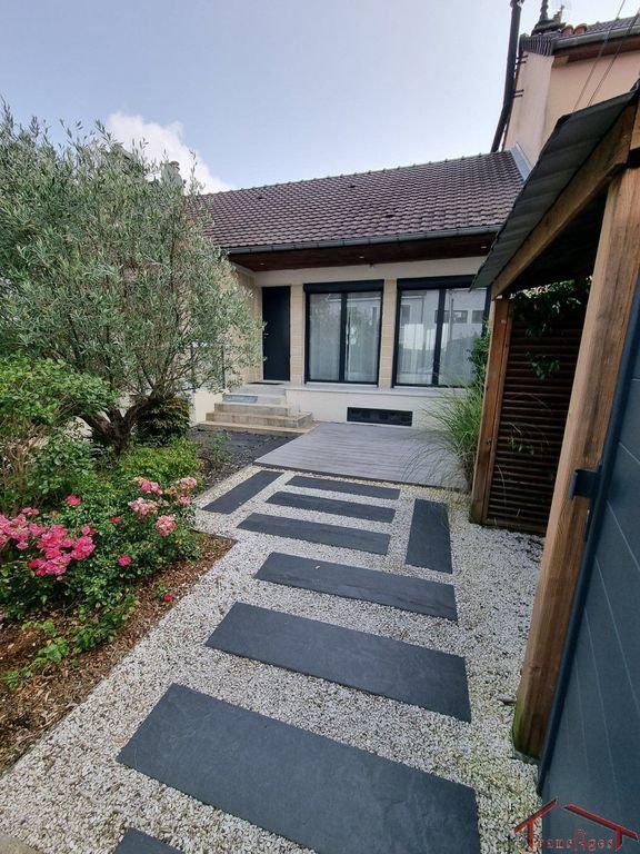 Maison à louer, 165m², Saclay
