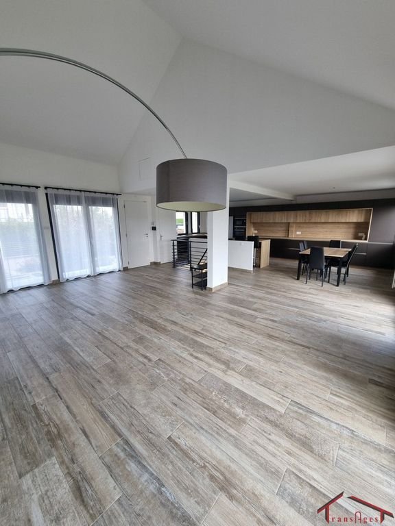 Maison à louer, 165m², Saclay