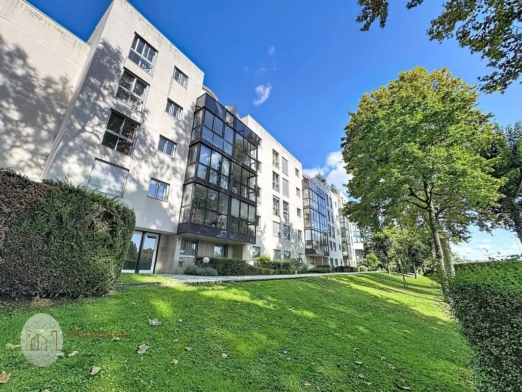 Appartement à vendre, 93m², Suresnes