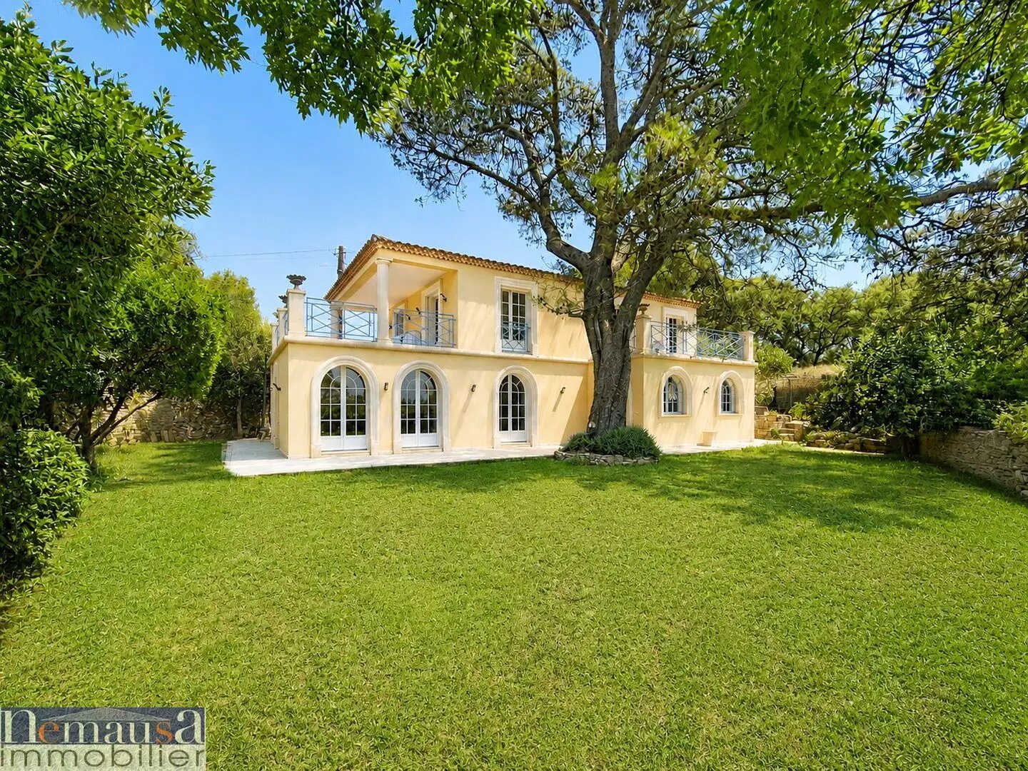 Maison à vendre, 196m², Nîmes