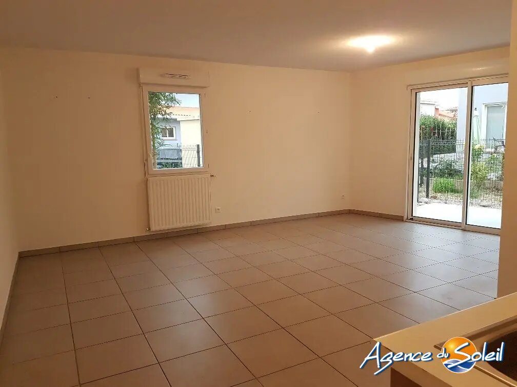 Appartement à louer, 77m², Canohès