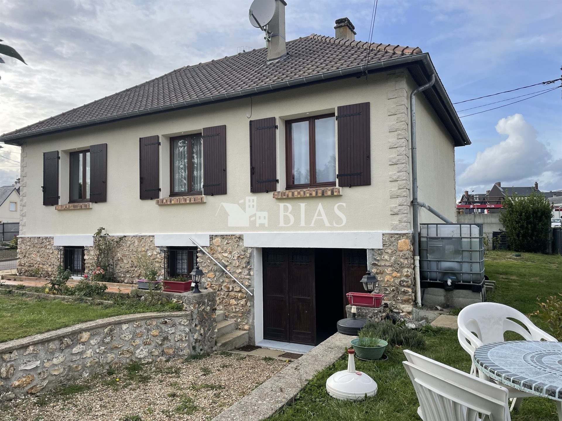 Maison à vendre, 92m², Brionne