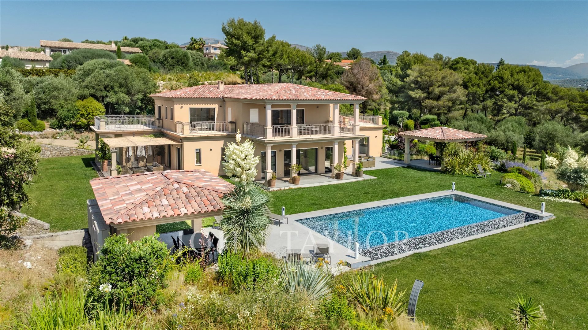 Maison à vendre, 570m², Roquefort-les-Pins