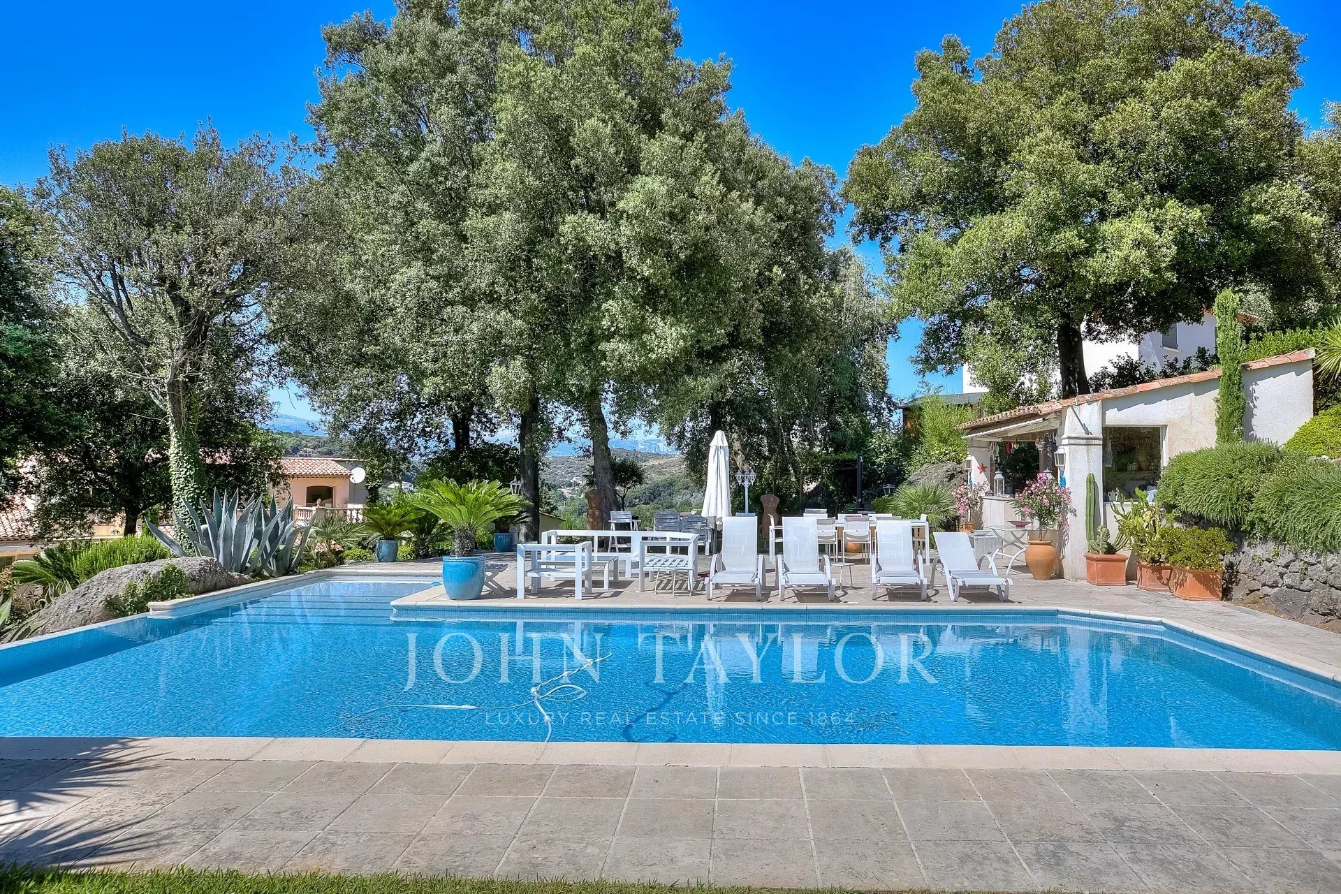 Maison à vendre, 240m², Biot