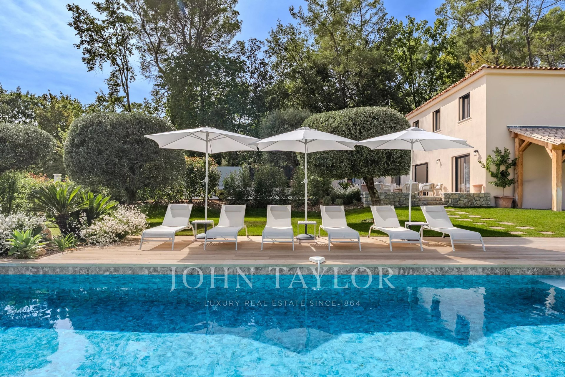 Maison à vendre, 173m², Roquefort-les-Pins