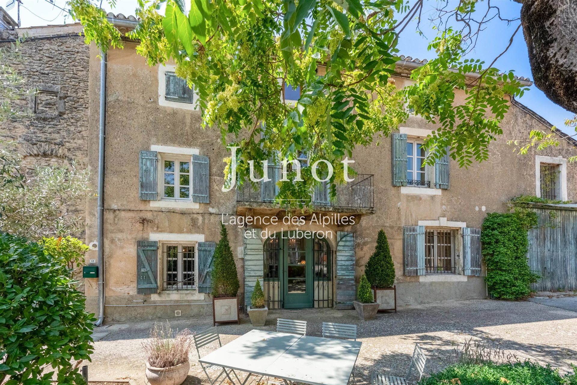 Maison à vendre, 280m², Cabrières-d'Avignon