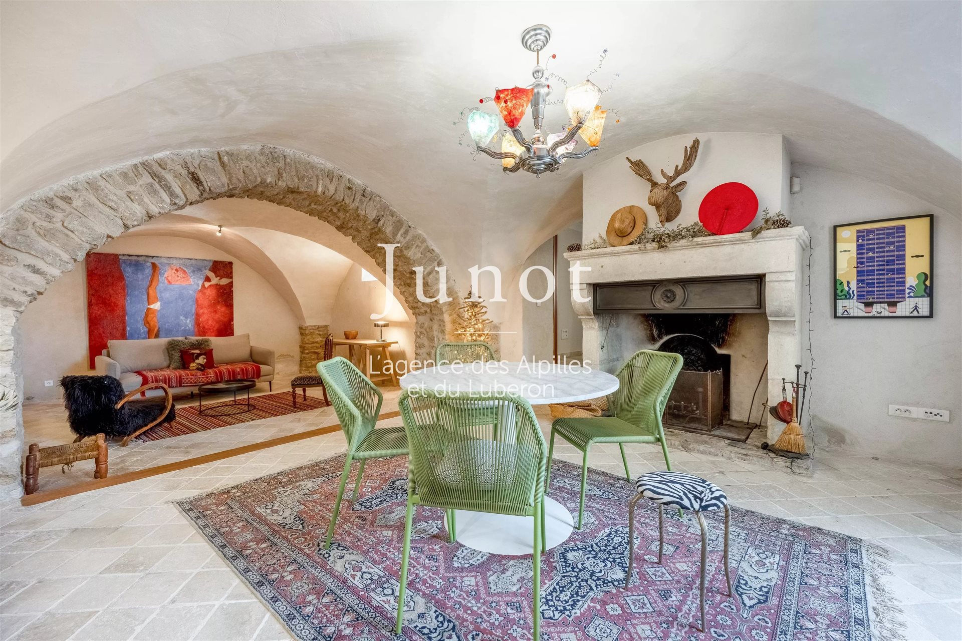 Maison à vendre, 280m², Cabrières-d'Avignon