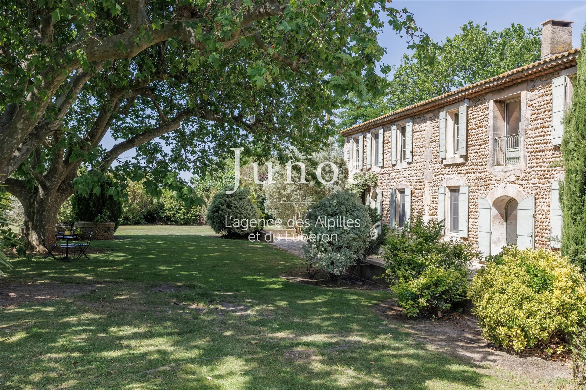 Maison à vendre, 435m², Saint-Martin-de-Crau