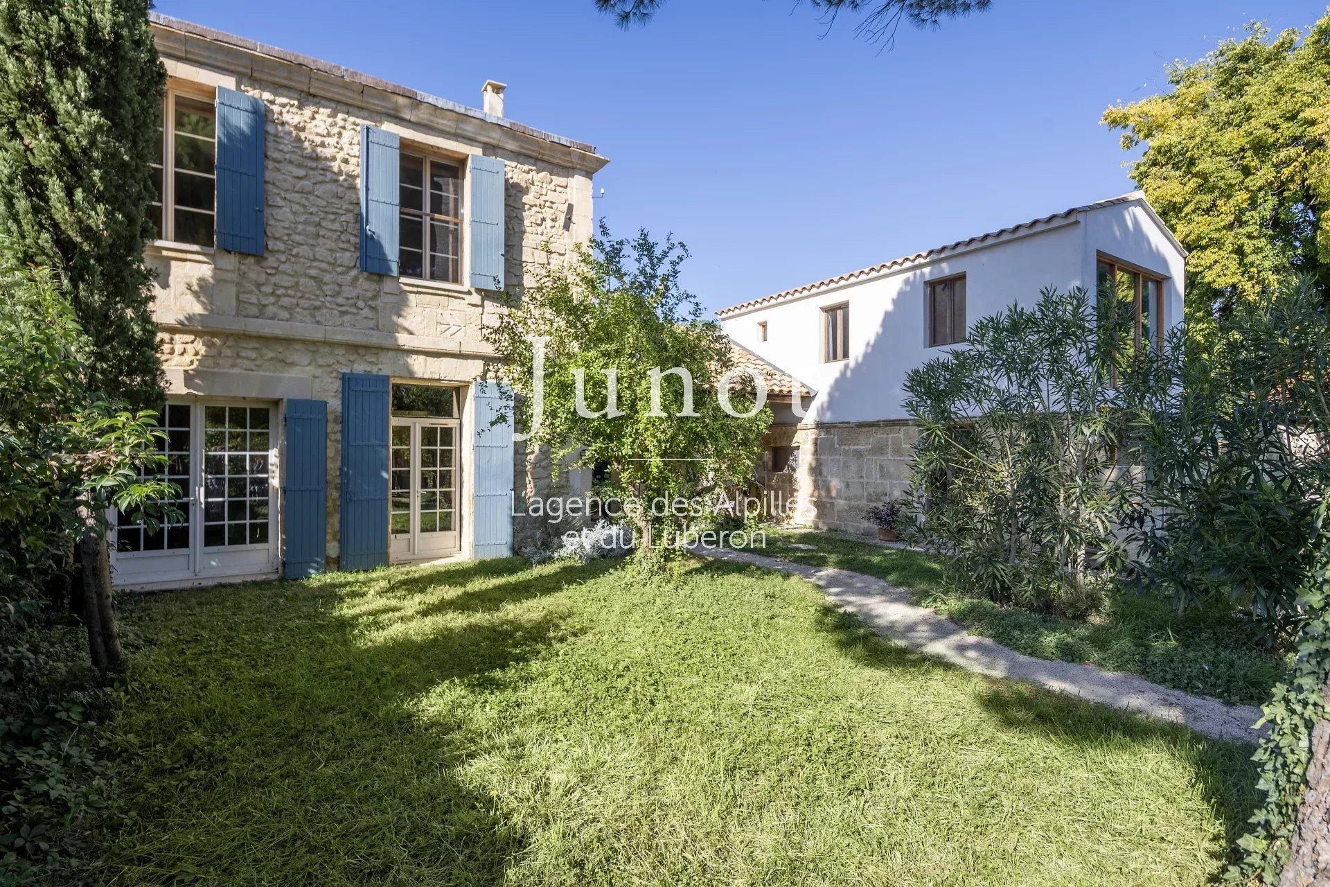 Maison à vendre, 220m², Raphèle-lès-Arles