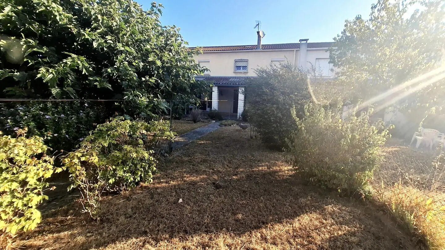Maison à vendre, 112m², Aussillon