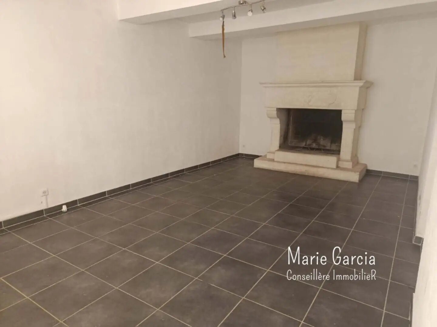 Maison à vendre, 180m², Castillon-du-Gard
