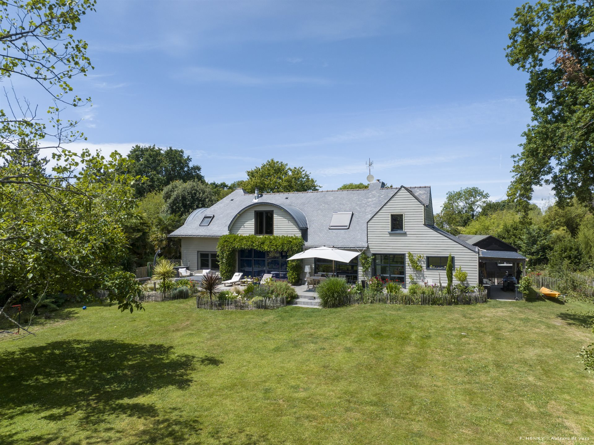 Maison à vendre, 227m², Locoal-Mendon