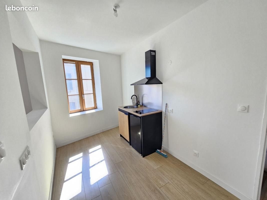 Appartement à louer, 47m², Fleurie