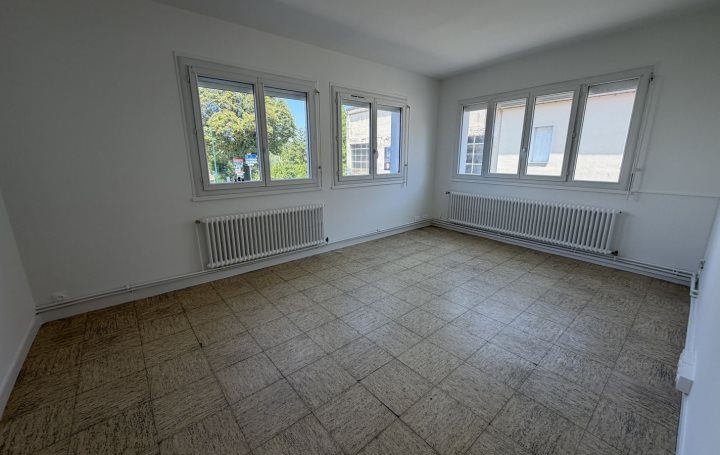 Appartement à louer, 76m², Vonnas