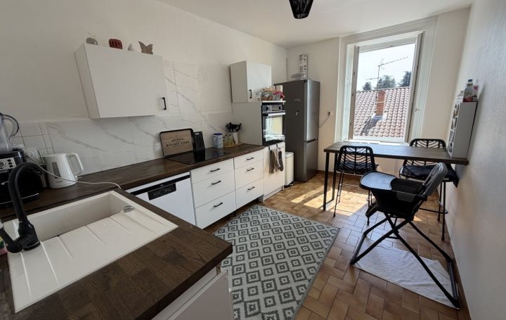 Appartement à louer, 73m², Saint-Trivier-sur-Moignans