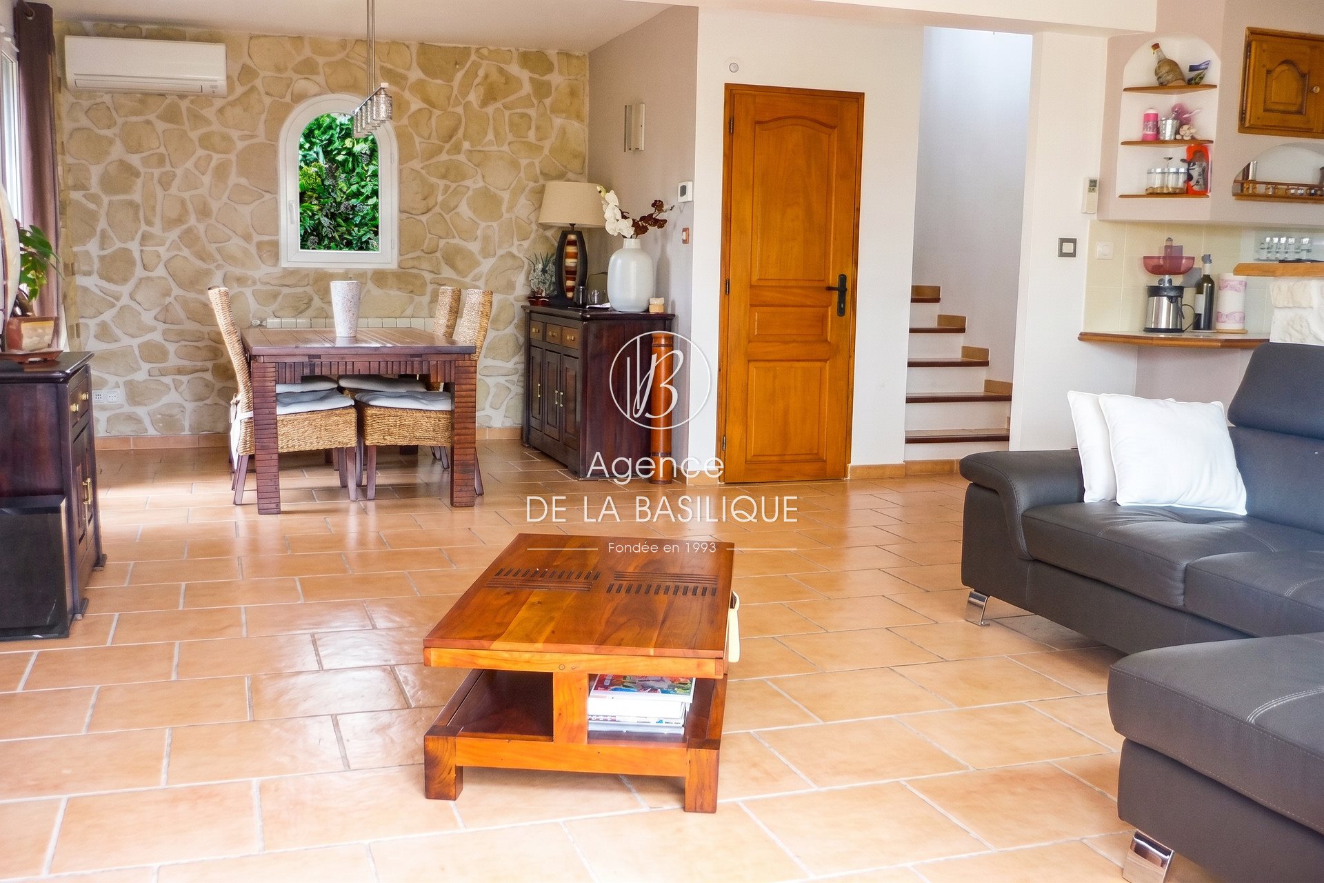 Maison à vendre, 130m², Saint-Maximin-la-Sainte-Baume