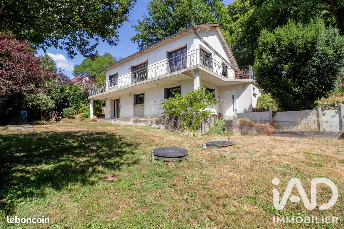 Maison à vendre, 132m², Châteaufort