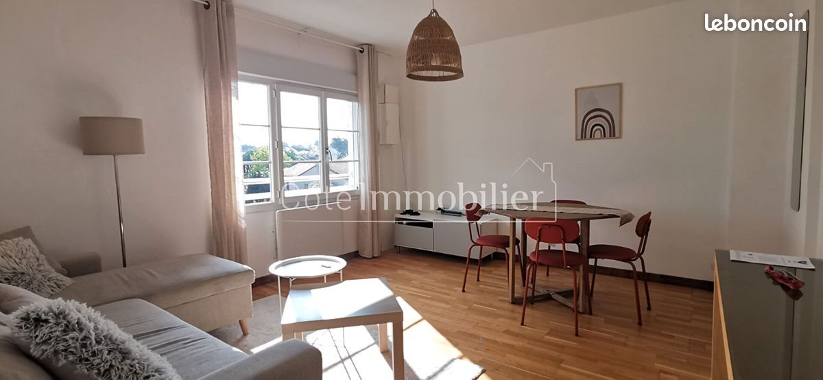 Appartement à louer, 45m², Saint-Michel-Chef-Chef