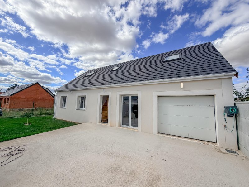 Maison à vendre, 4m², Tréon