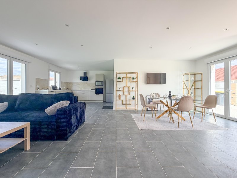 Maison à vendre, 4m², Tréon