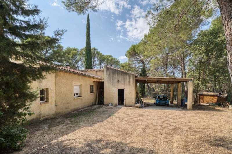 Maison à vendre, 4m², Uchaux