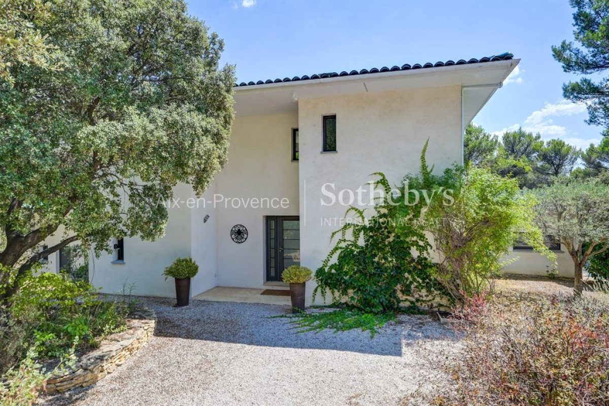 Maison à louer, 210m², Aix-en-Provence