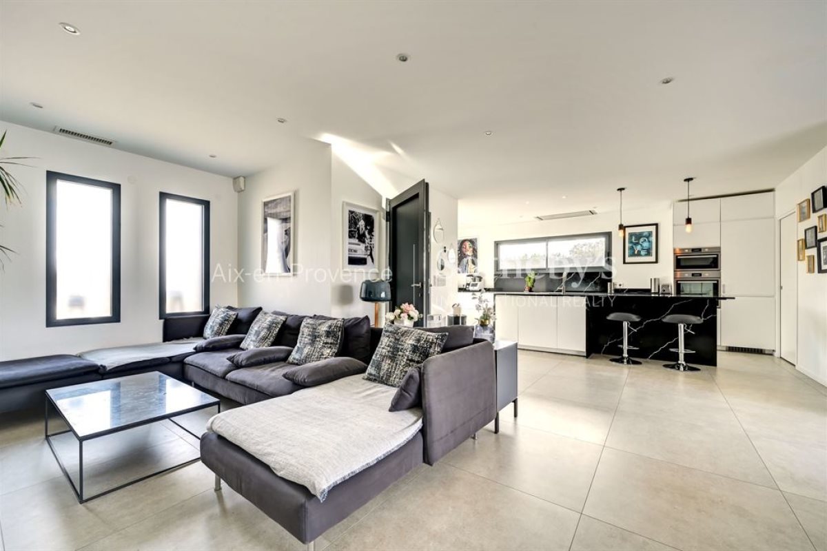 Maison à vendre, 160m², Éguilles