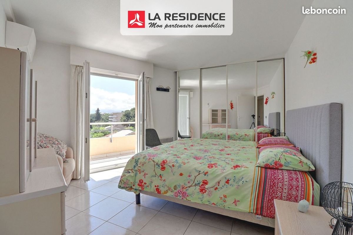 Appartement à vendre, 70m², Fréjus