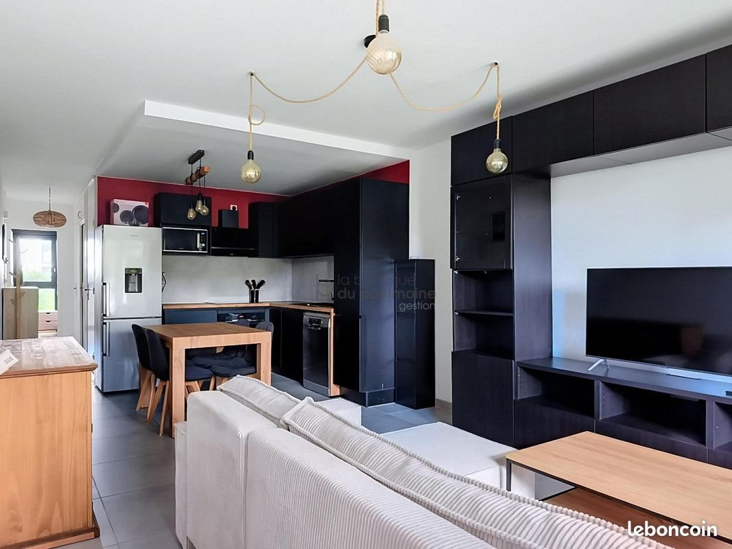 Appartement à louer, 47m², Talence