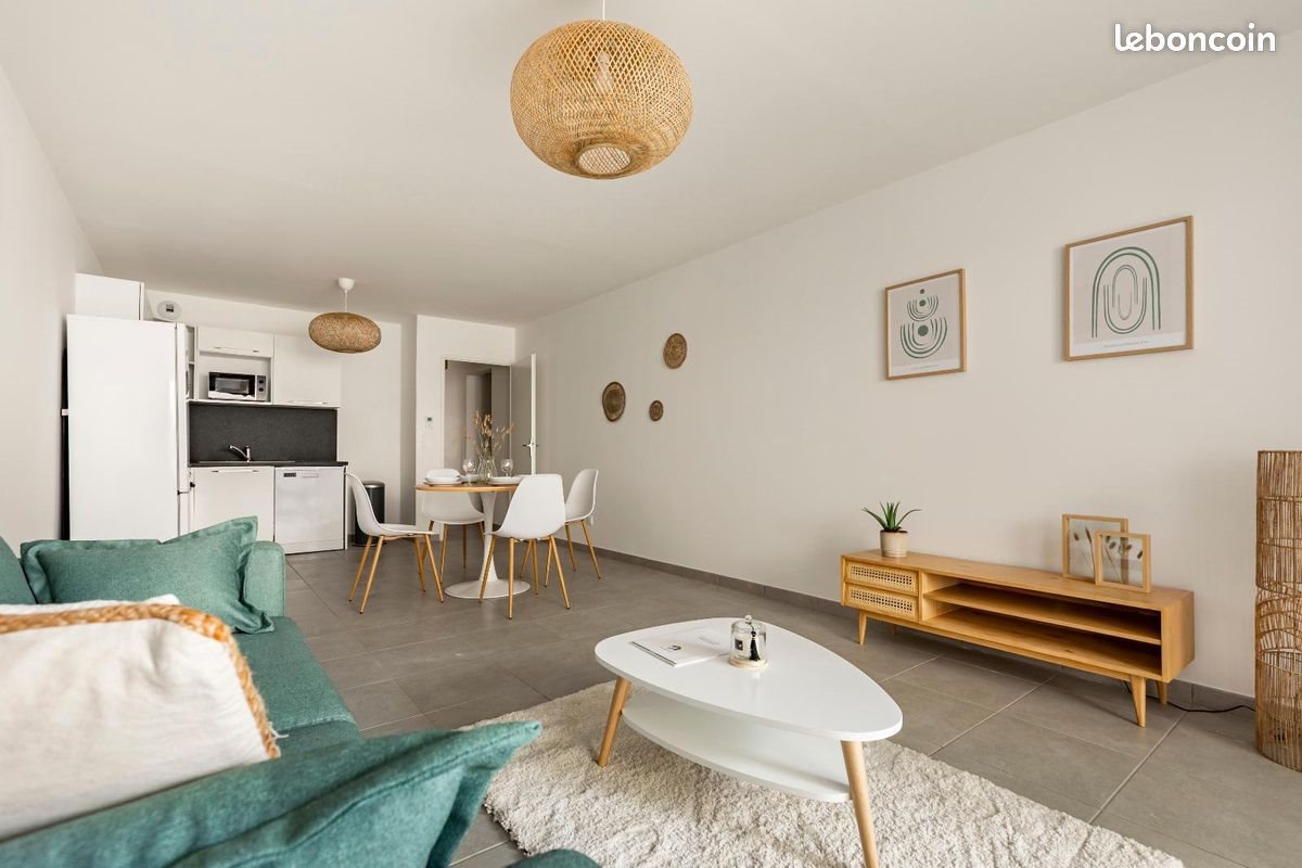 Appartement à louer, 74m², Bordeaux