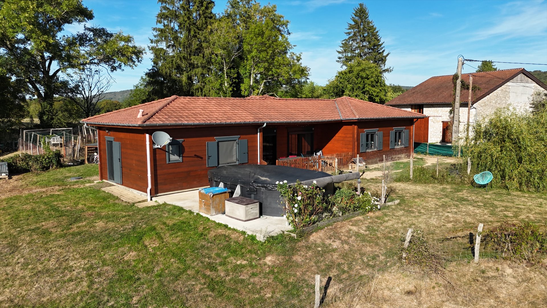 Maison à vendre, 125m², Neuville-sur-Ain