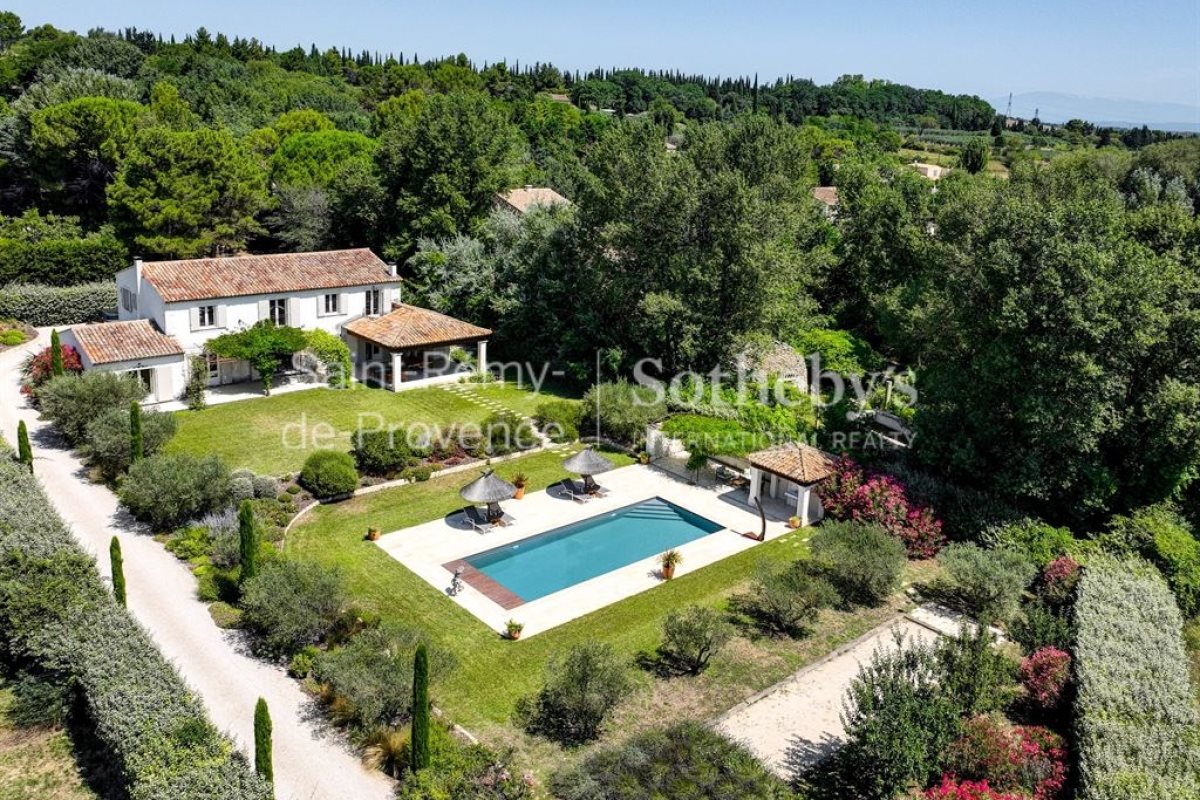 Maison à vendre, 268m², Saint-Rémy-de-Provence