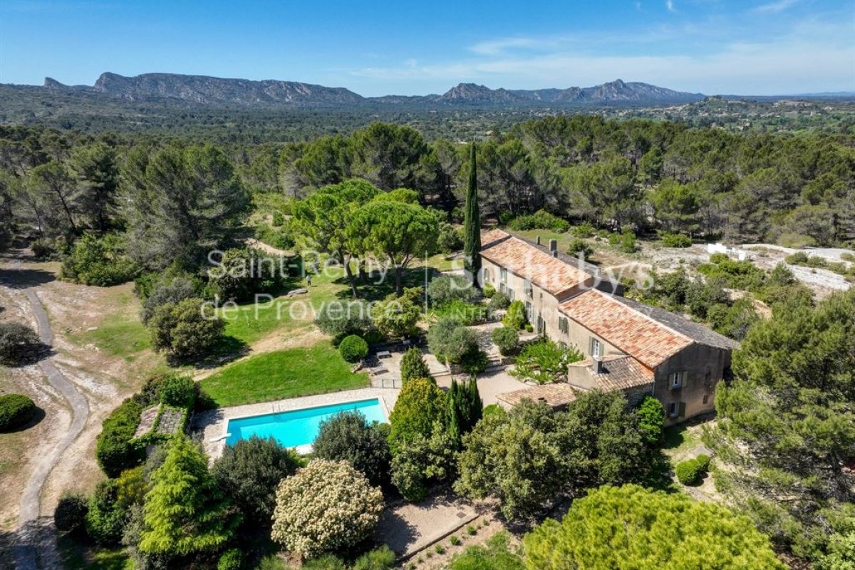 Maison à vendre, 478m², Eygalières